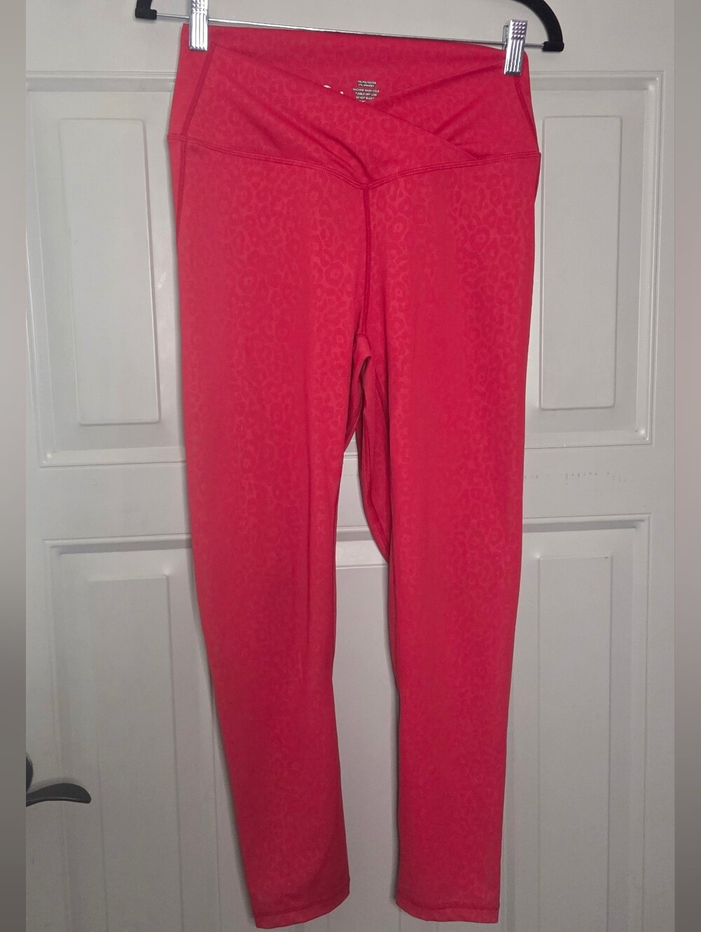ZYIA - Red On Red Pattern High-Rise Performance Leggings